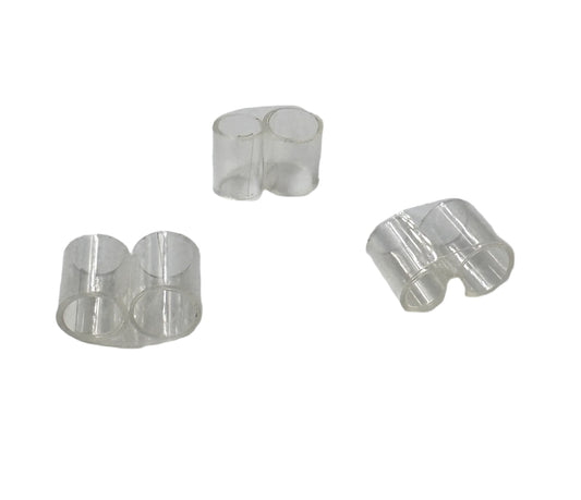 Plastic spring specimen clip for secure fastening of metallographic specimens during mounting